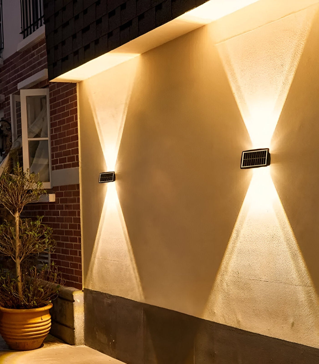 BowLift | Waterproof LED Solar Wall Light for Outdoors with Up & Down Lighting