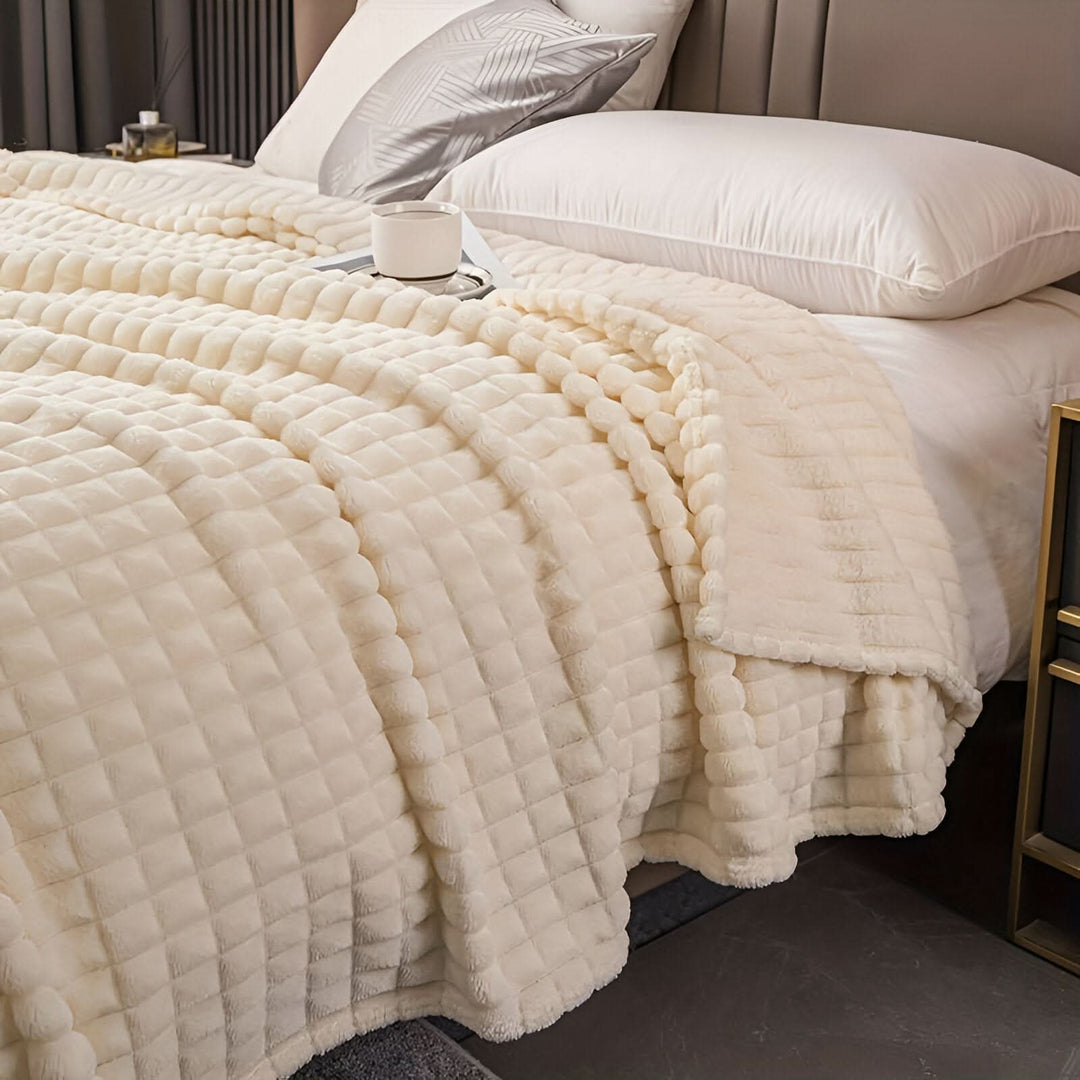 BowLift | CORALWAVE – Ultra-soft Textured Fleece Blanket
