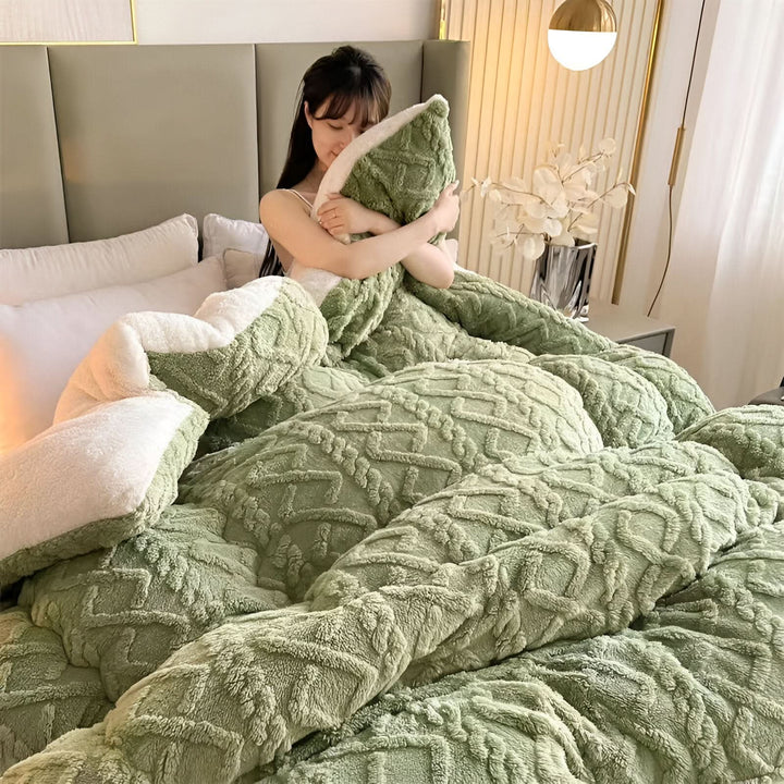 BowLift | SOFTIQUE - VelvetPlush Reversible Duvet Cover
