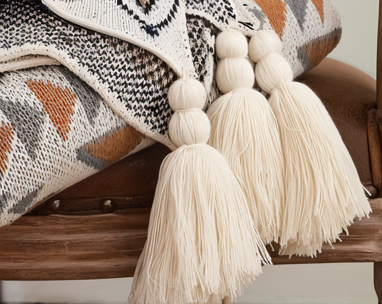 BowLift | VIVIDLOOM – Geometric Boho Fleece Blanket