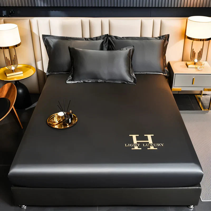 BowLift | Breathable Satin Duvet Cover with Shiny Finish