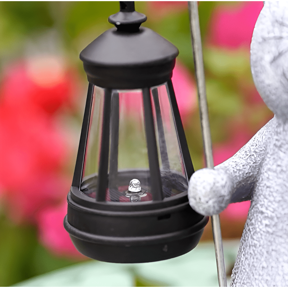 BowLift | Gleaming Kitty Solar Statue | Energy-efficient Garden Lighting