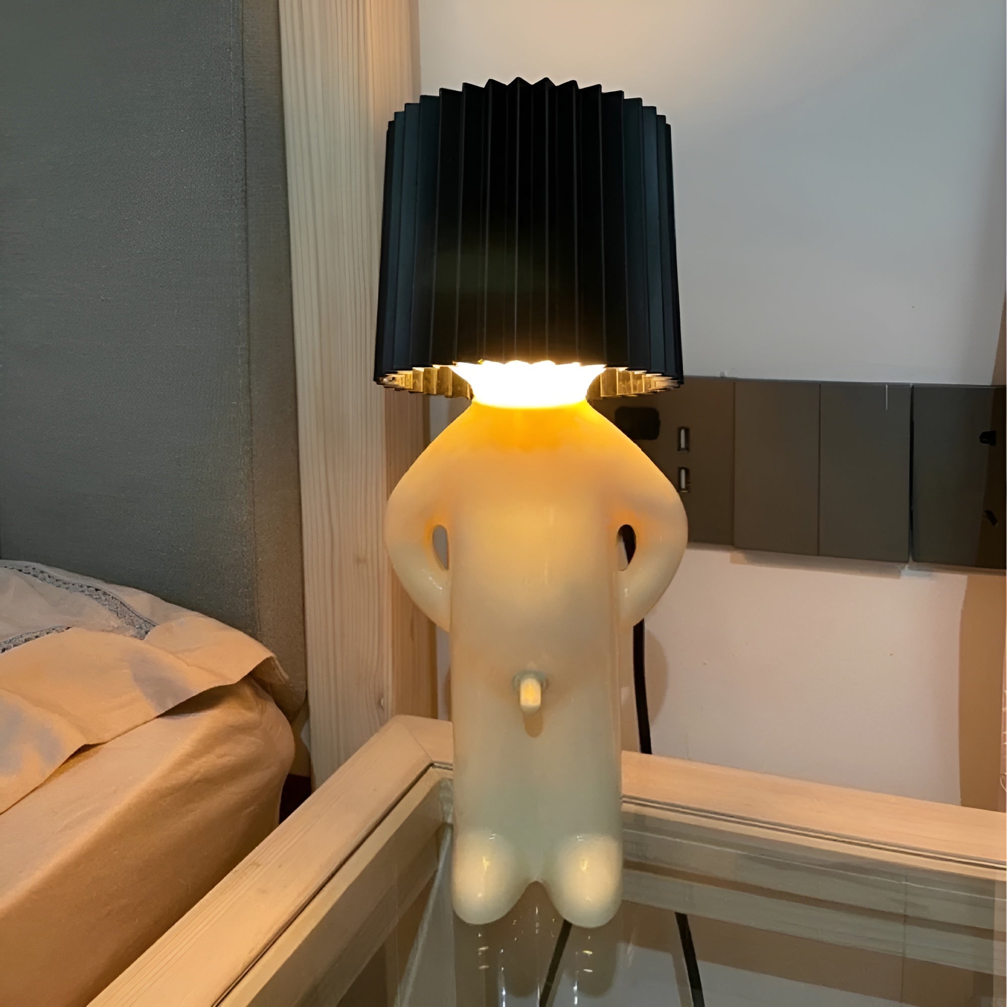 BowLift | Table lamp - Creative little Shy Boy LED lamp