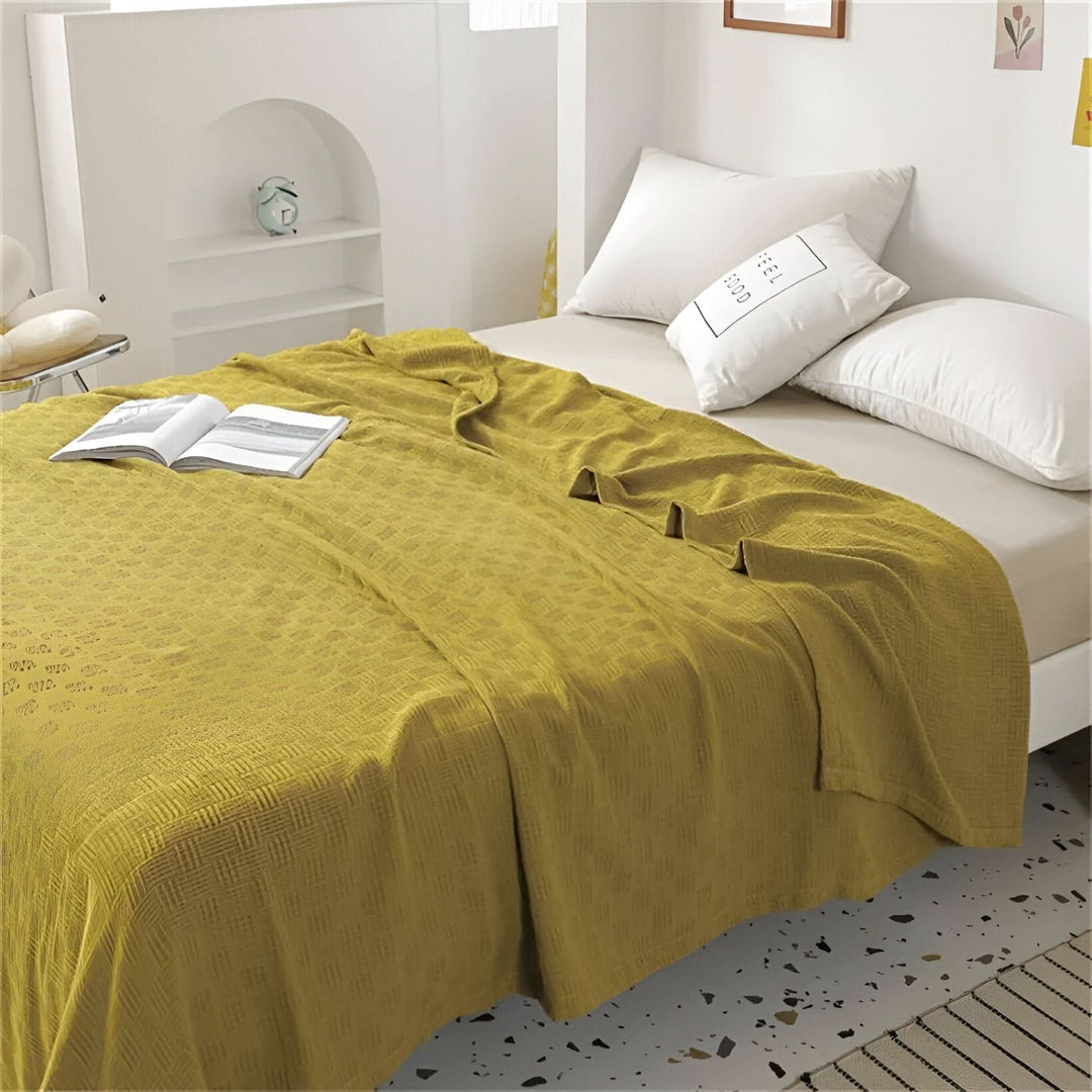 BowLift | LUMINOFT – Breathable knitted cotton blanket