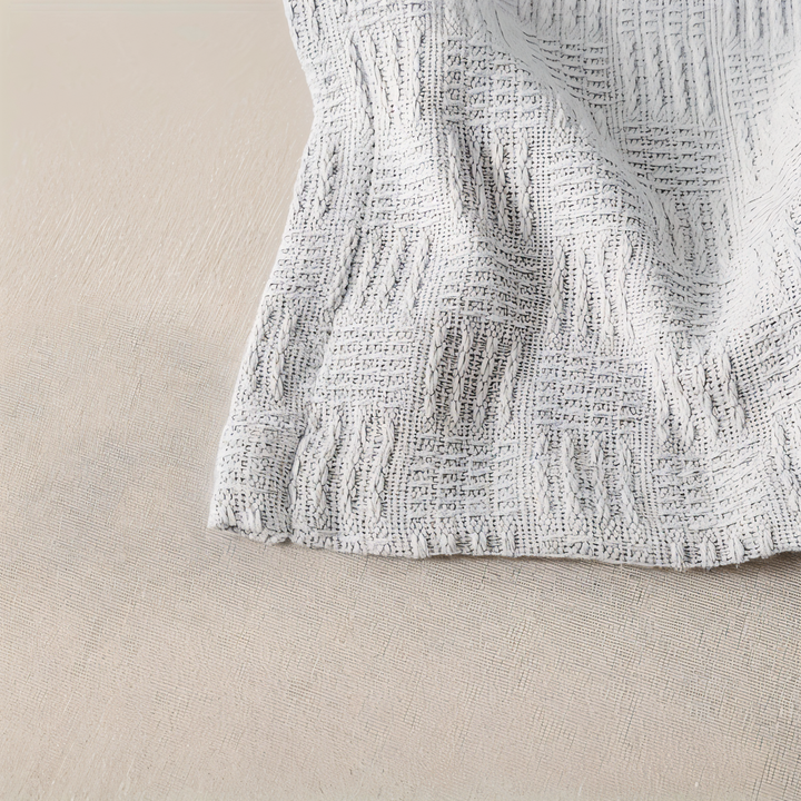 BowLift | LUMINOFT – Breathable knitted cotton blanket