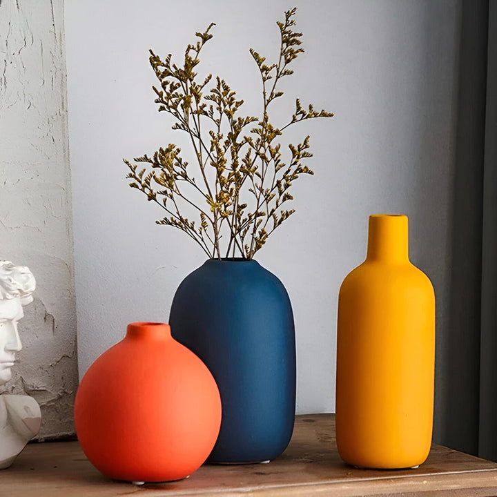 BowLift | Scandinavian Ceramic Vase in Minimalist Style