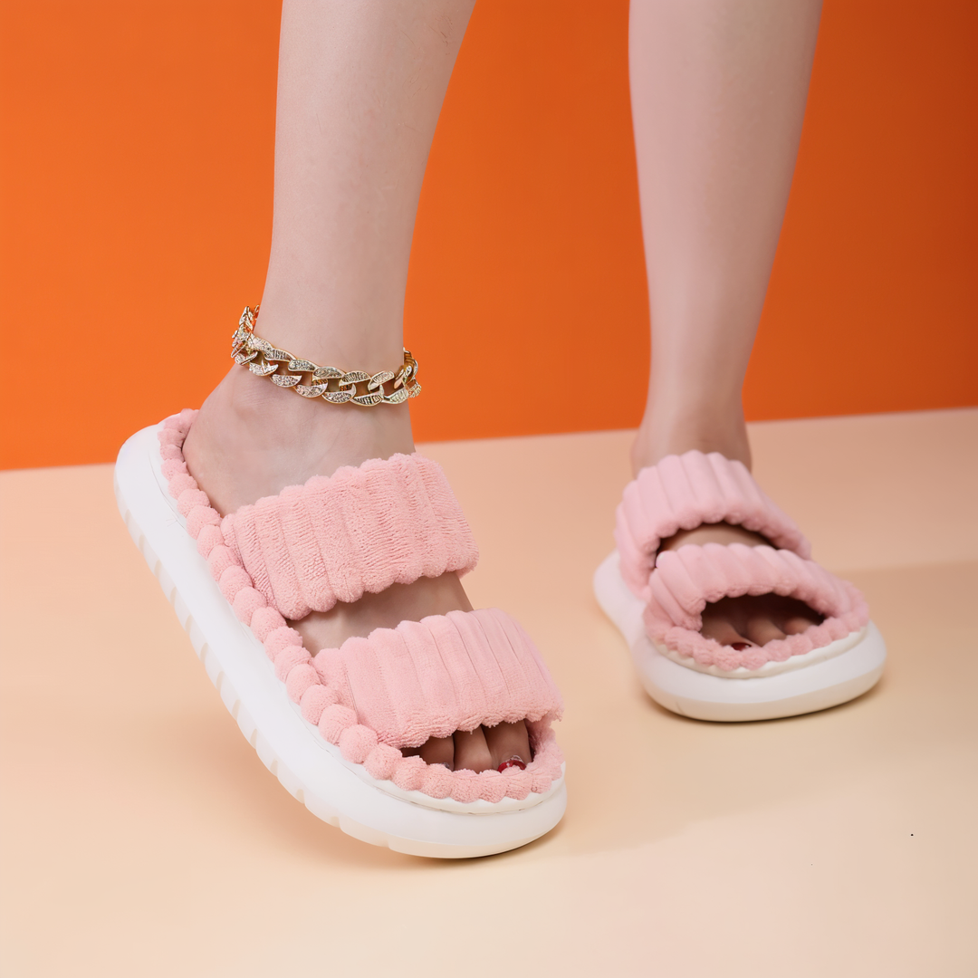 BowLift | Sofie - Lined slippers made of plush with cross band