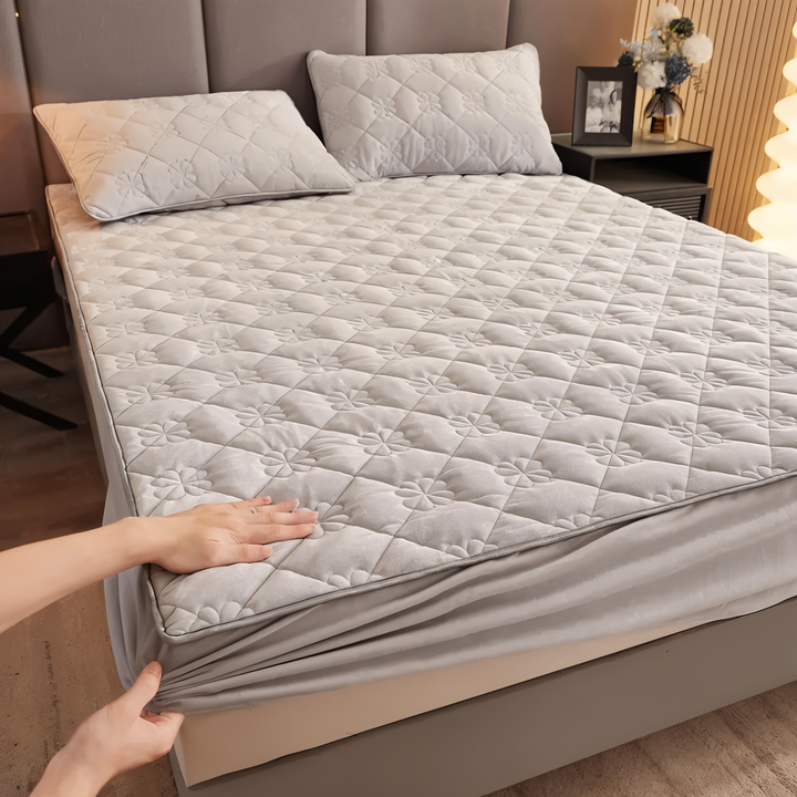 BowLift | SOFTLURE – Moisture-wicking Cotton-Polyester Bedding Set