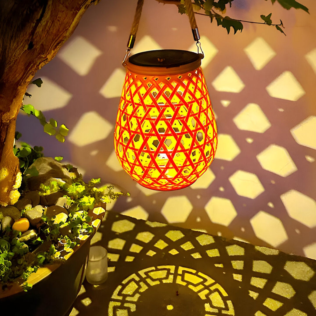 BowLift | Solar Garden Lamp with Braided Bamboo Look
