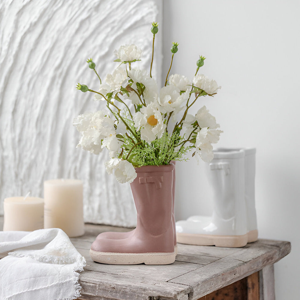 BowLift | Stylish Ceramic Vase in Boot Shape