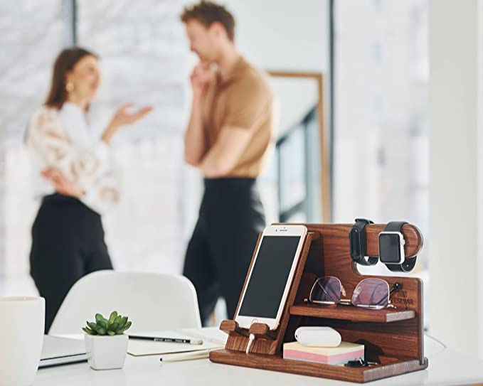 WoodDock – Stylish Wooden Organizer for Devices Bowlift