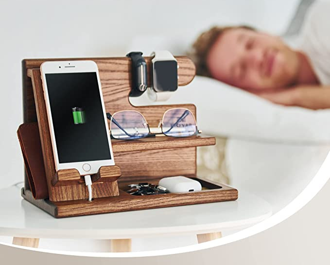 WoodDock – Stylish Wooden Organizer for Devices Bowlift