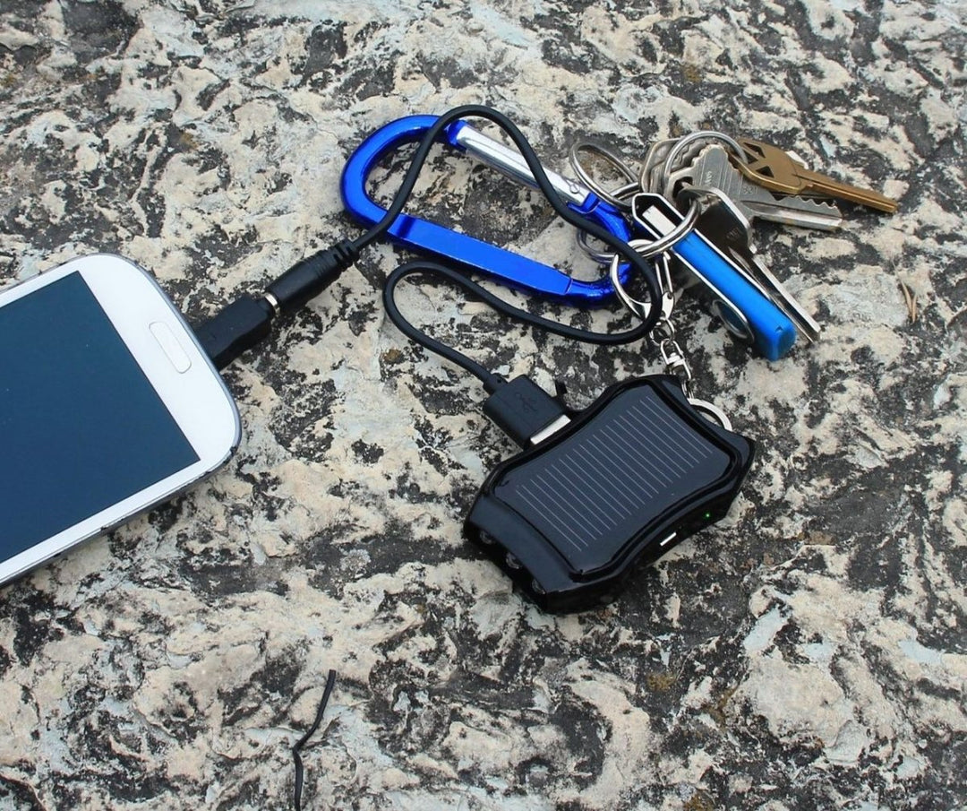 BowLift | SolarCharge - Charge your phone anywhere - Never run out of power!