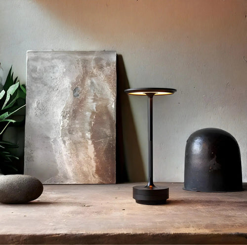 BowLift | Elegant Wireless Table Lamp with Touch Control and Changeable Light Colors