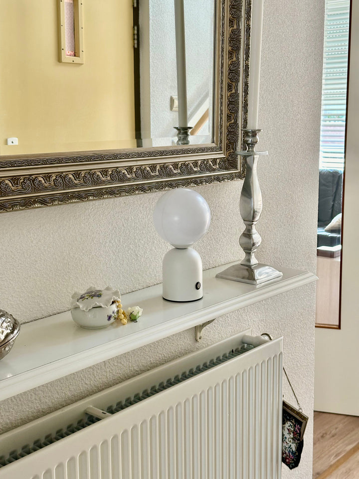 LumièreSereine – Elegant Table Lamp for Calm Atmosphere Bowlift
