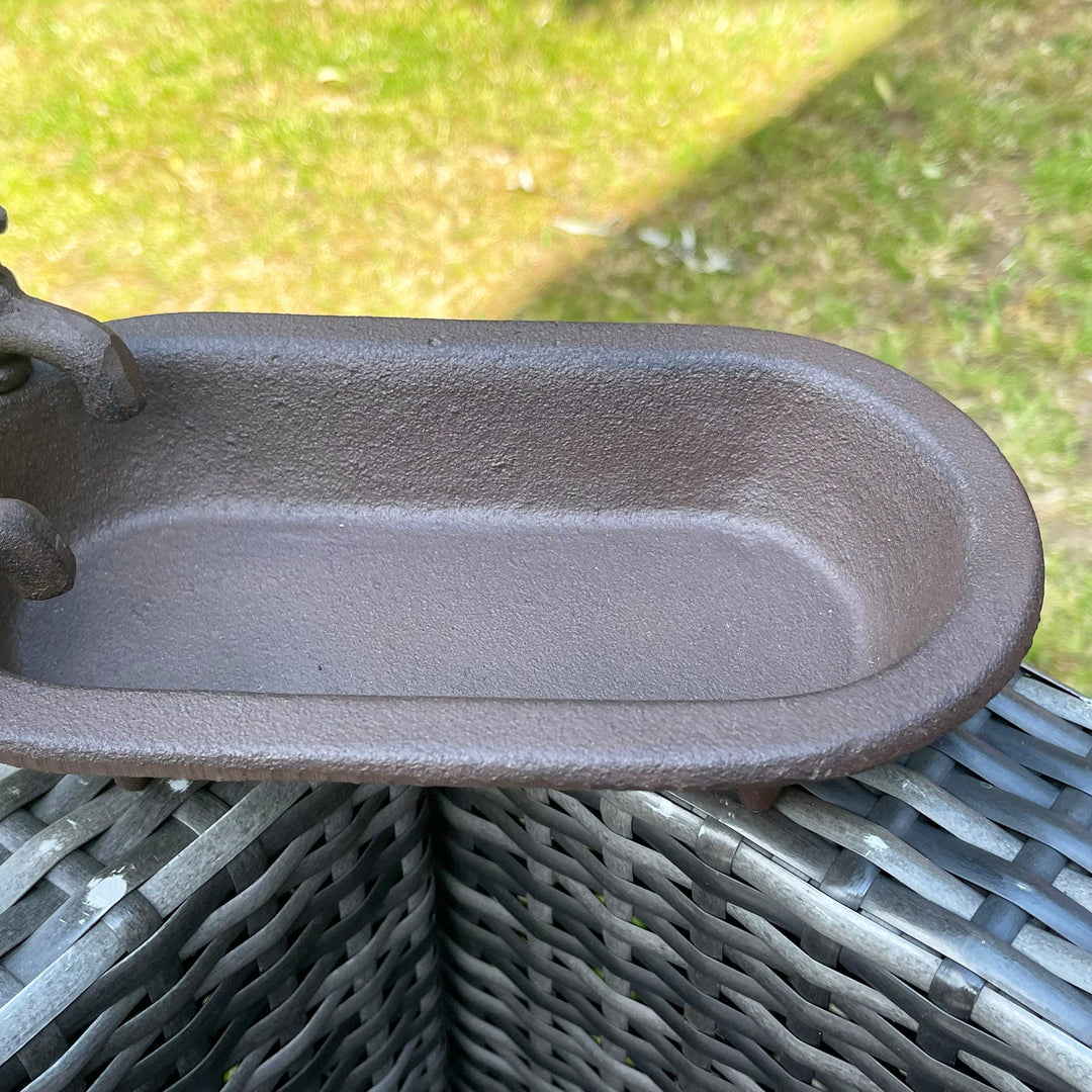 BowLift | Bath Tub Cast Iron Garden Bird Feeder