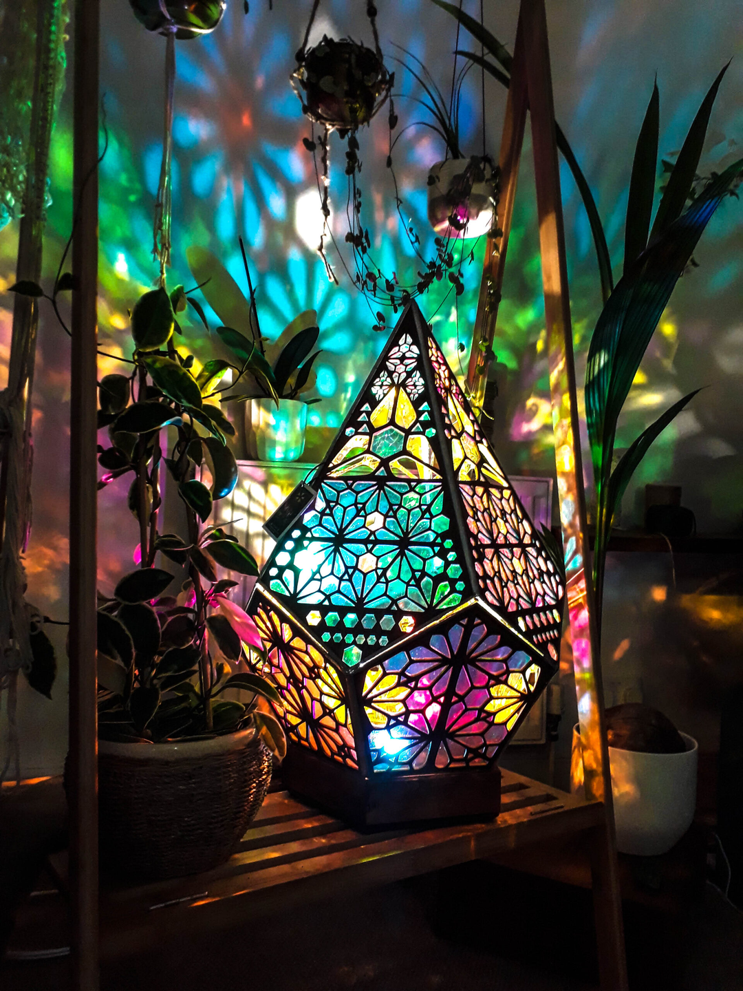 BowLift | Glass-in-Block Style LED Table Lamp - LumiAura