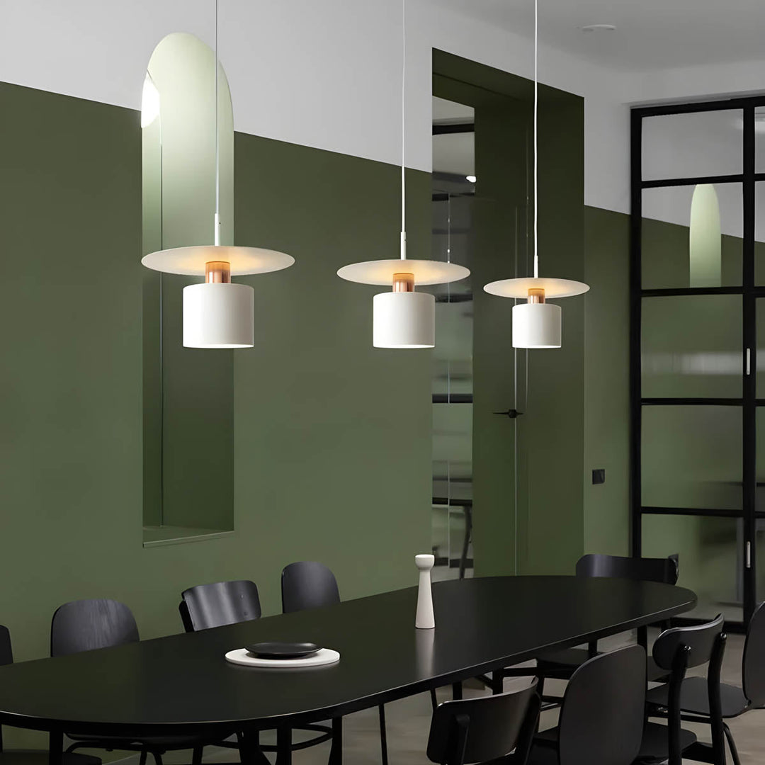 BowLift | Designer Lamp in the Form of a Line