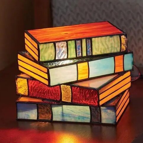BowLift | Enchanted Lights - Immerse yourself in the magic of reading