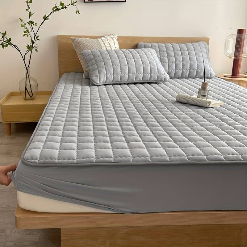 BowLift | King Size Waterproof Mattress Protector, Soft and Breathable Mattress Cover for Ultimate Comfort