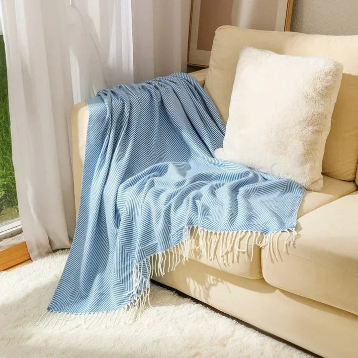 BowLift | Cuddle Blanket | Soft, Cozy Blanket for Sofa and Bed