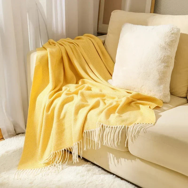 BowLift | Cuddle Blanket | Soft, Cozy Blanket for Sofa and Bed