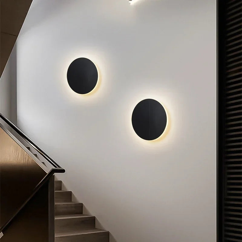 BowLift | Modern LED Ball Wall Lamp with Gloss Effect