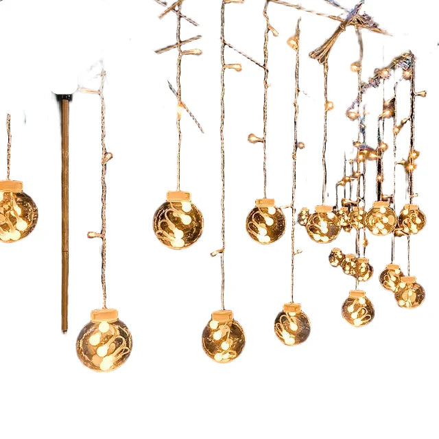 BowLift | Create a magical atmosphere in your garden with our waterproof LED garland.