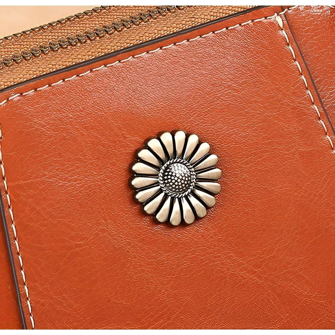 Clara Bag - Luxurious Shoulder Bag for Effortless Elegance | Bowlift
