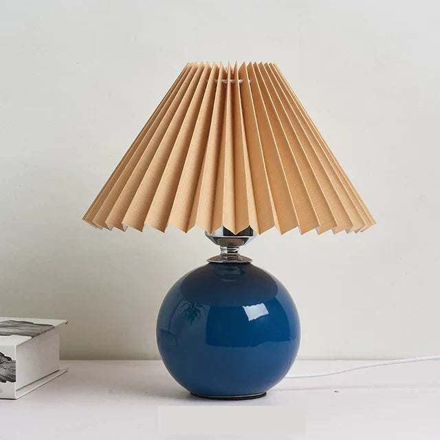 BowLift | Classic Table Lamp with Foldable Lampshade for Warm Light