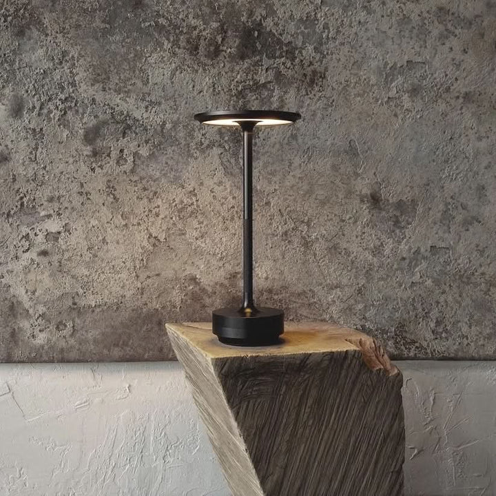 BowLift | LED table lamp with dimmable mood light & modern design