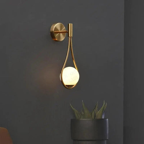 BowLift | LumaNord Minimalist Nordic LED Wall Light – Modern Industrial Design in Black or Gold