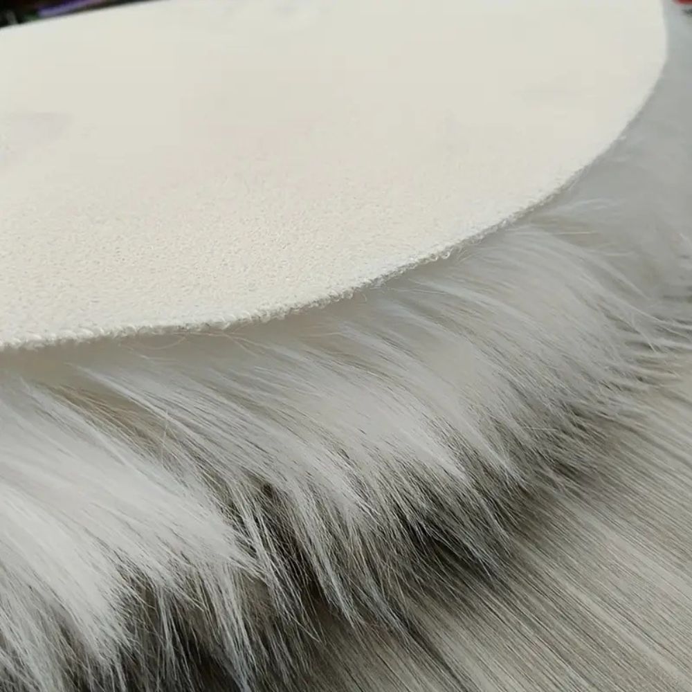 BowLift | Lush Loom Faux Fur Rug