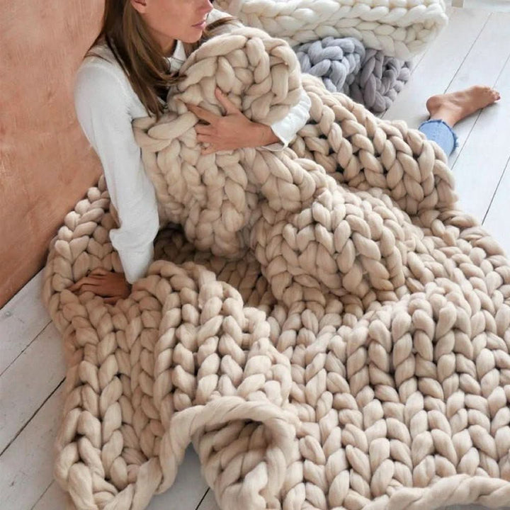 BowLift | DIY Chunky XL Wool Yarn for Blankets & Pillows