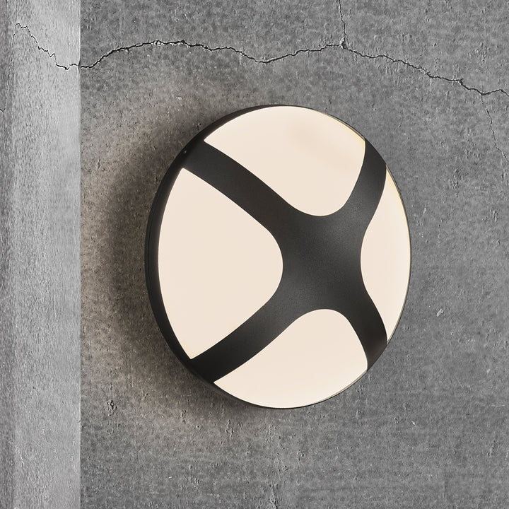 BowLift | Stylish Outdoor Sconce with Geometric Accent