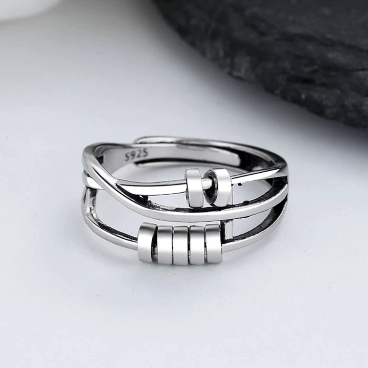 BowLift | Stainless steel calming ring Delicate tranquility at any moment