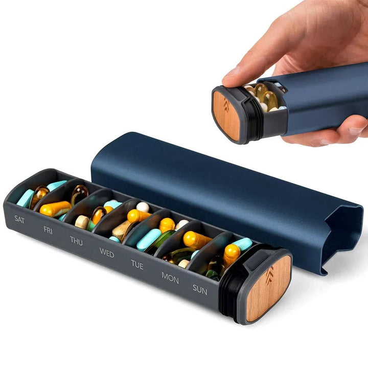 BowLift | Spill-proof 7-day pill box with snap closure