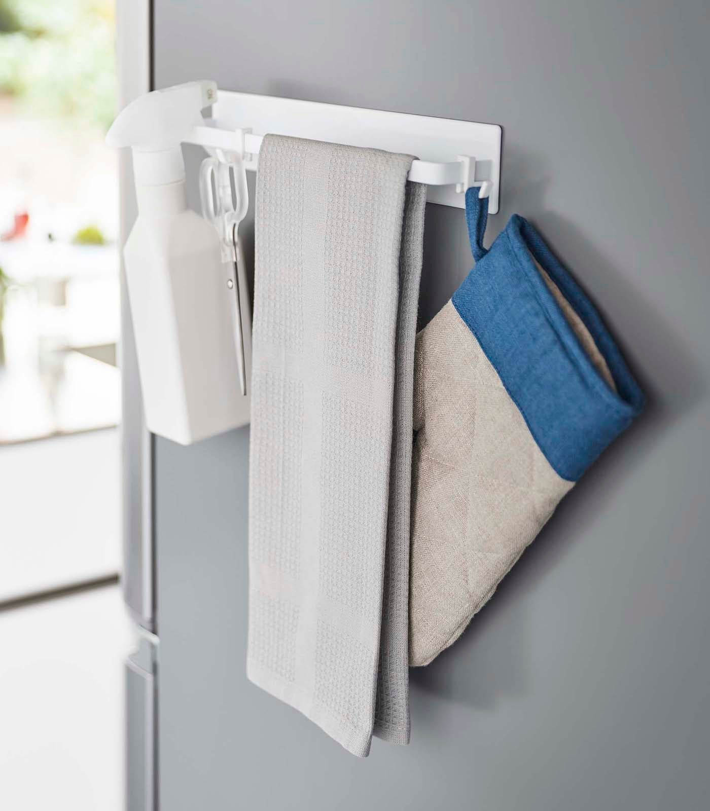BowLift | Magnetic Kitchen Towel Holder - Stainless Steel