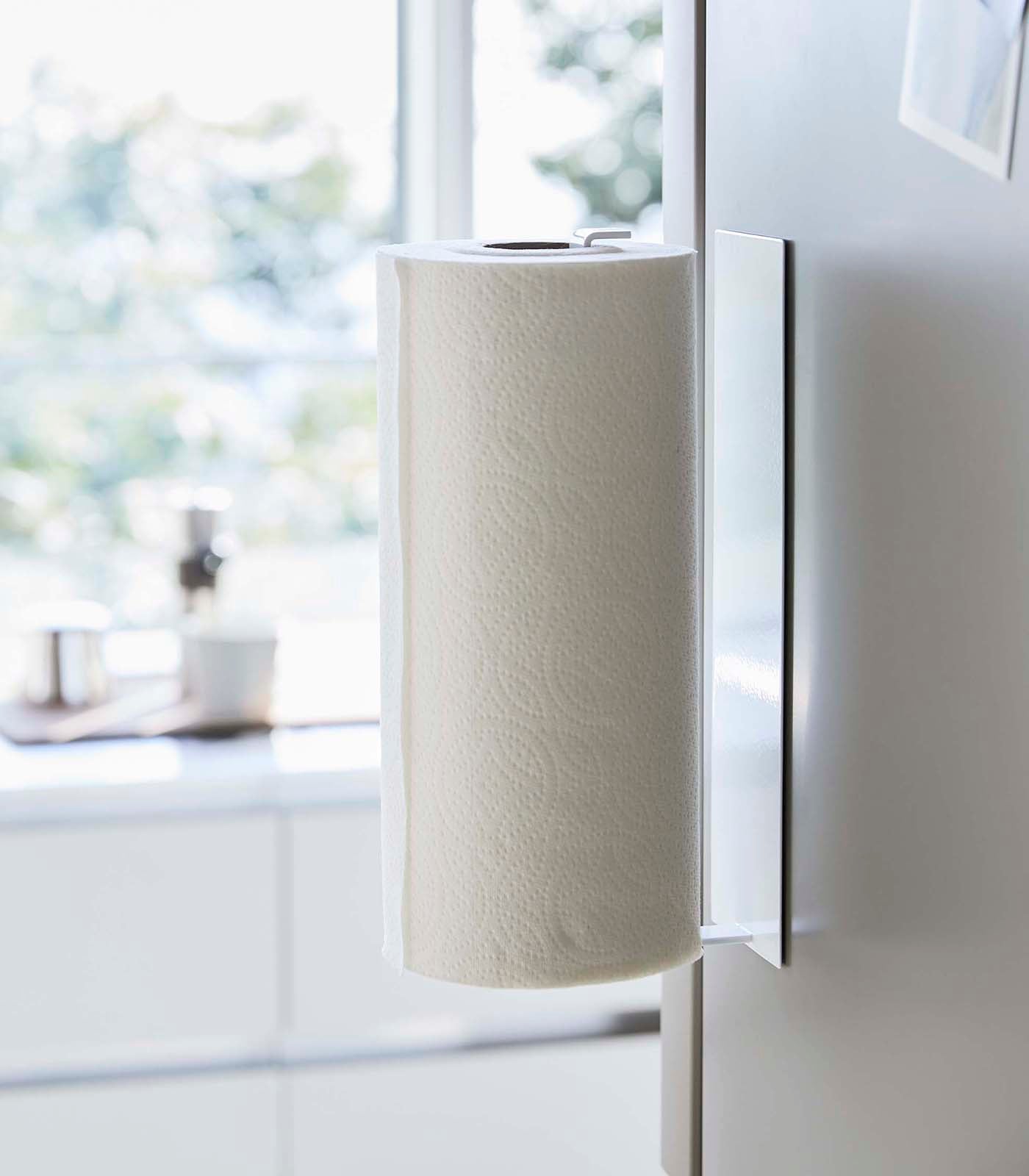 BowLift | Magnetic Paper Towel Holder - Steel