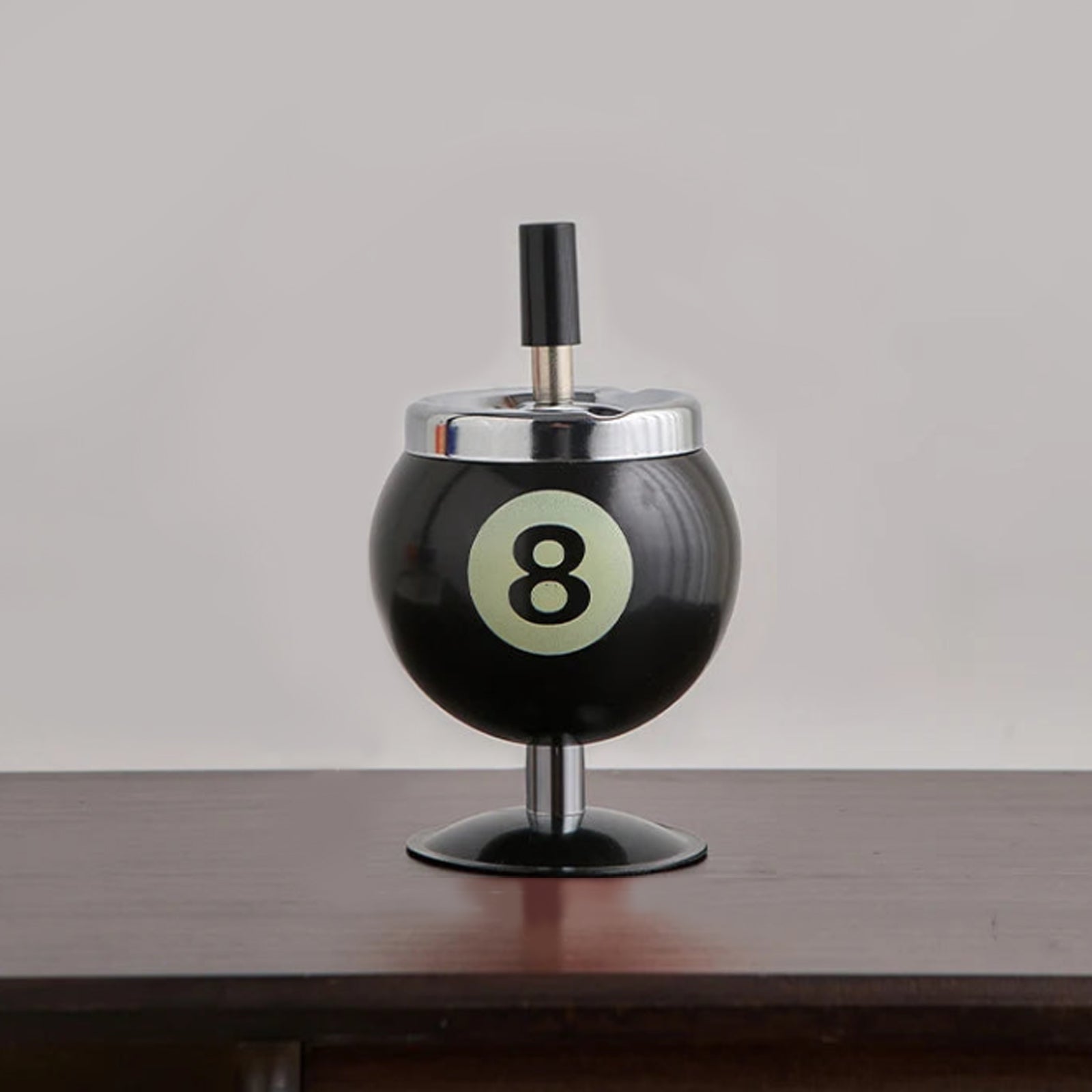BowLift | Metal Billiard Ashtray