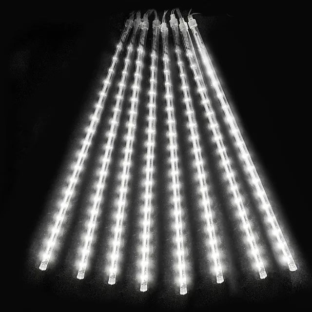BowLift | Meteor effect illuminating outdoor space
