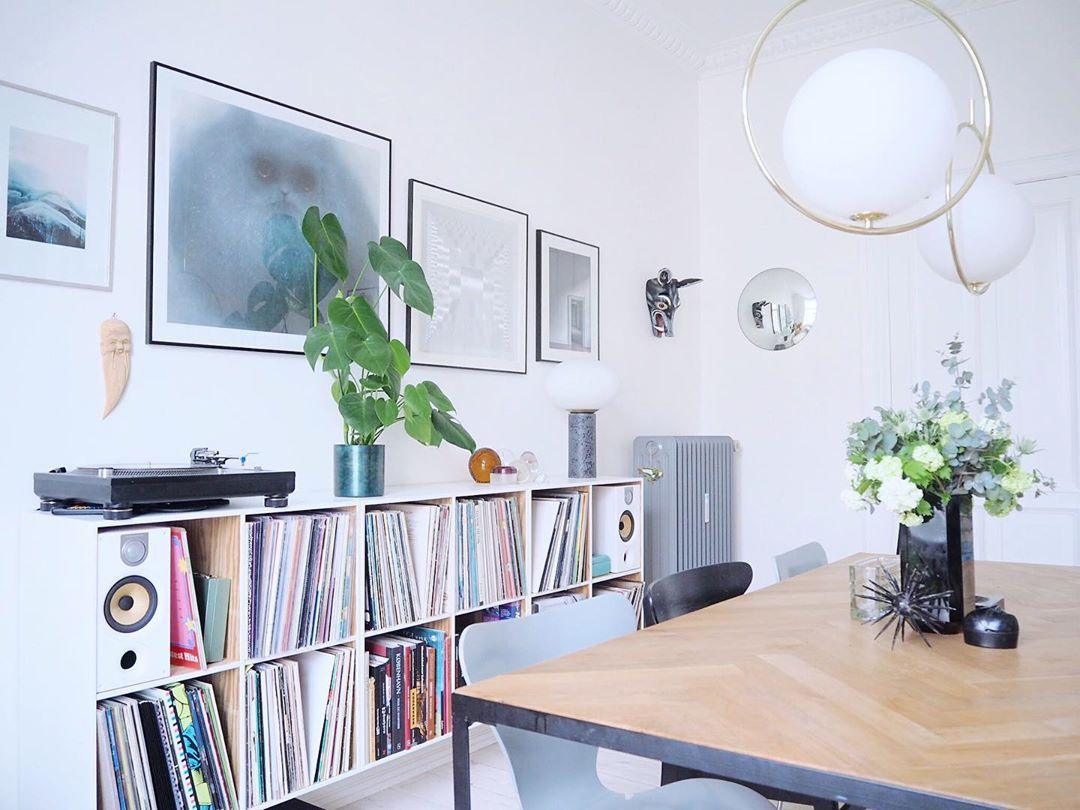 Modern and Elegant Pendant Light - Stylish Hanging Lamp for Indoor Lighting | Bowlift