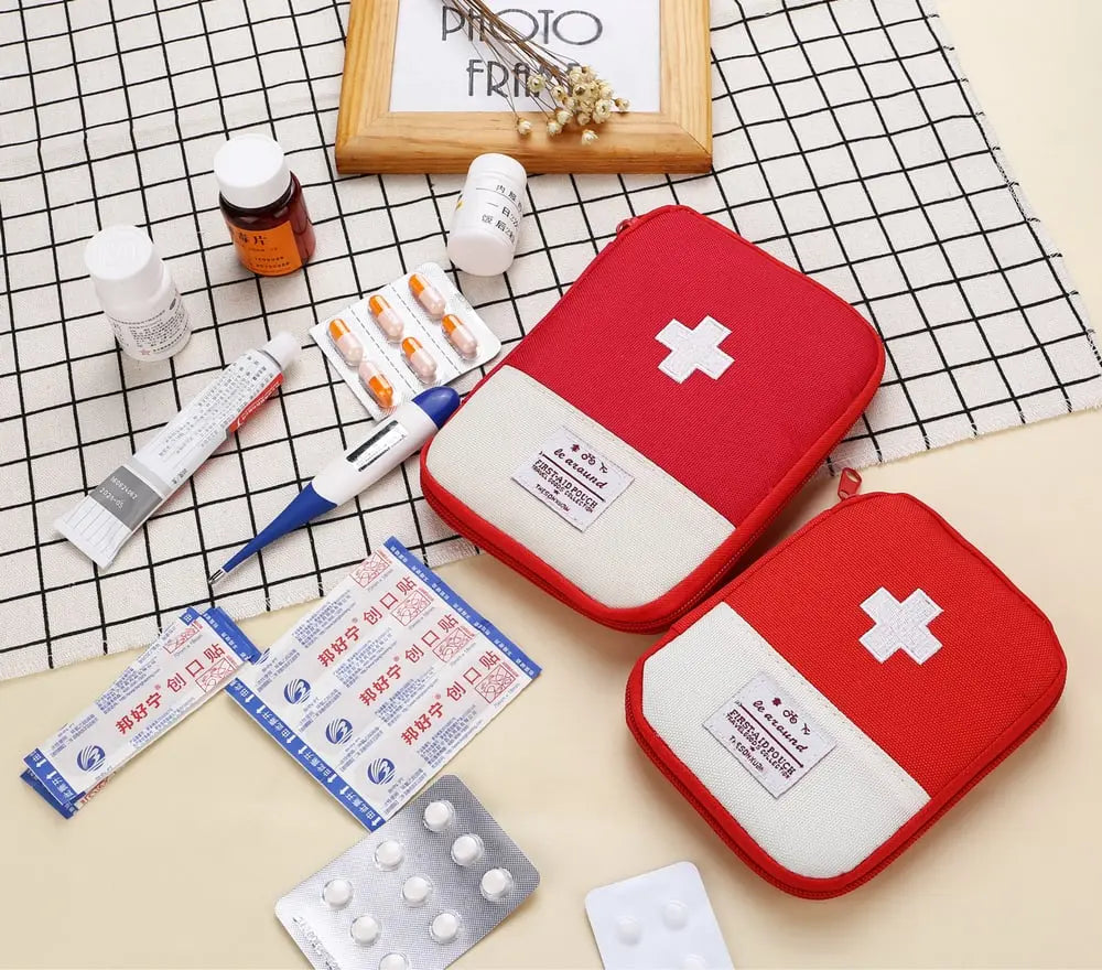 BowLift | Mini First Aid Bag – compact & ideal for on the go