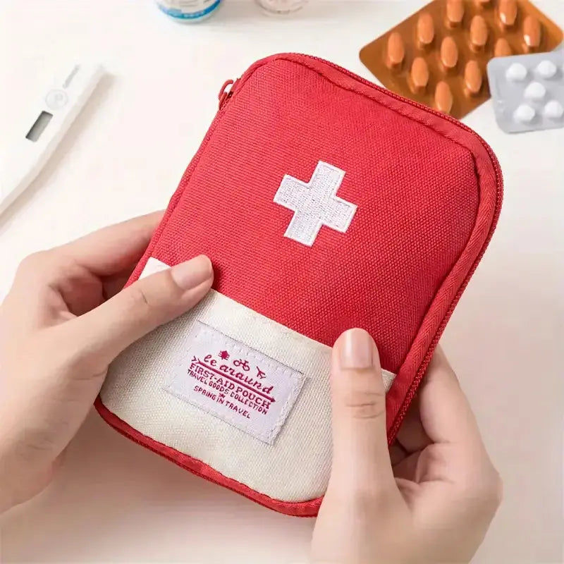 BowLift | Mini First Aid Bag – compact & ideal for on the go