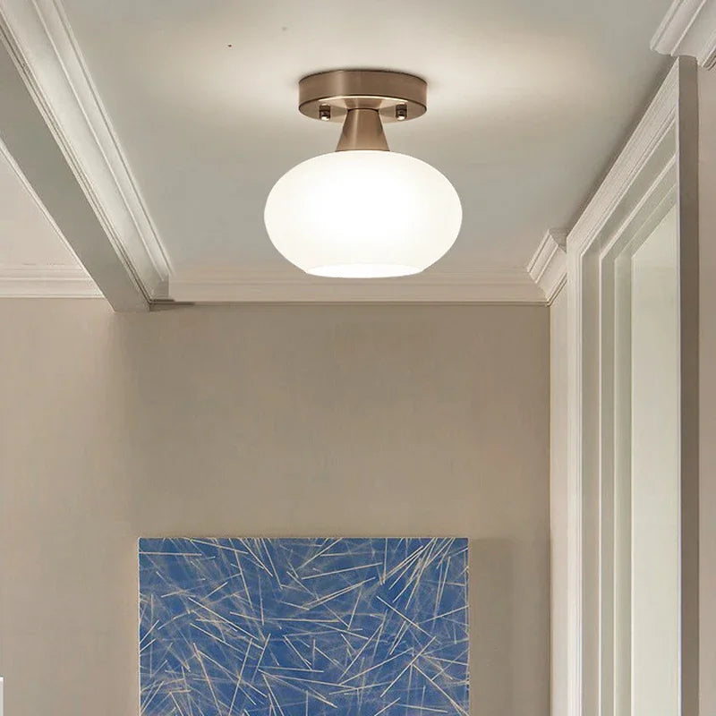 Modern LED ceiling light for hallway and entrance area – Stylish lighting in minimalist design | Bowlift