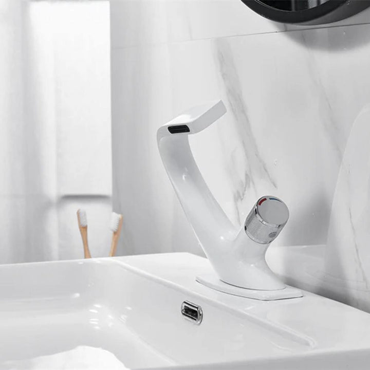BowLift | AQUACASCADE Basin Tap – Modern Waterfall Bathroom Mixer Tap in Solid Brass