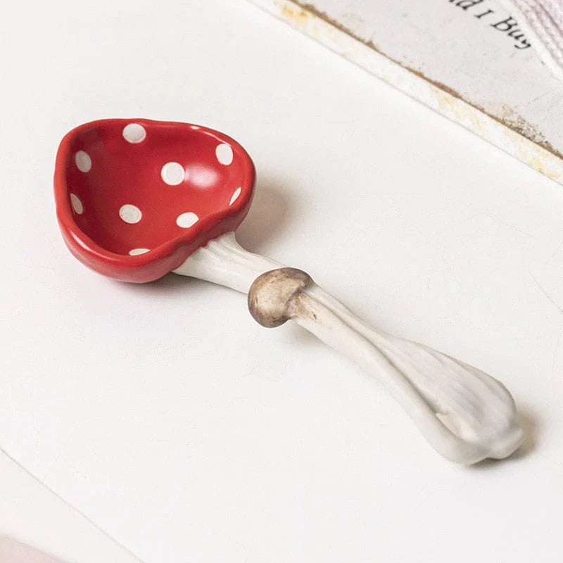 Mushroom-shaped plate Bowlift