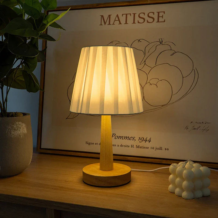 BowLift | Pleated Nightstand Lamp