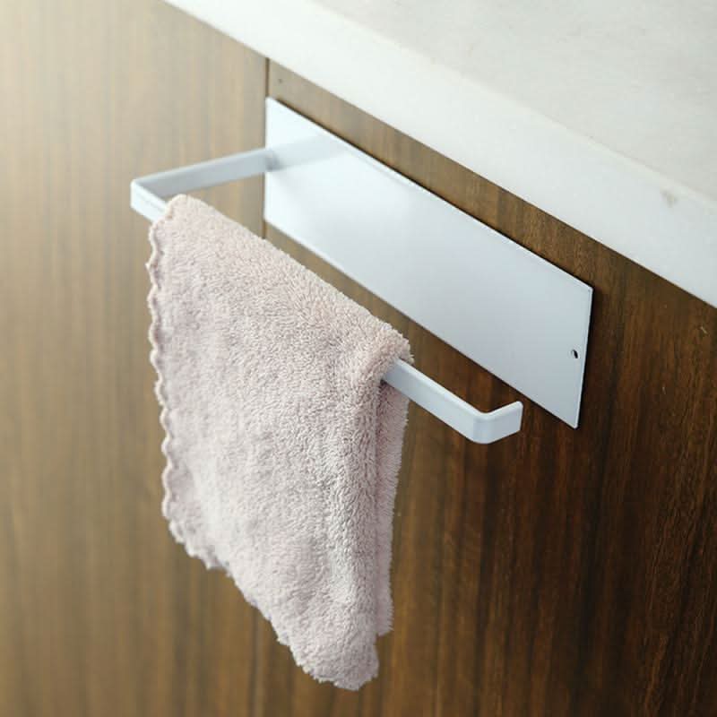 BowLift | Robust paper towel holder with iron construction, easy to install