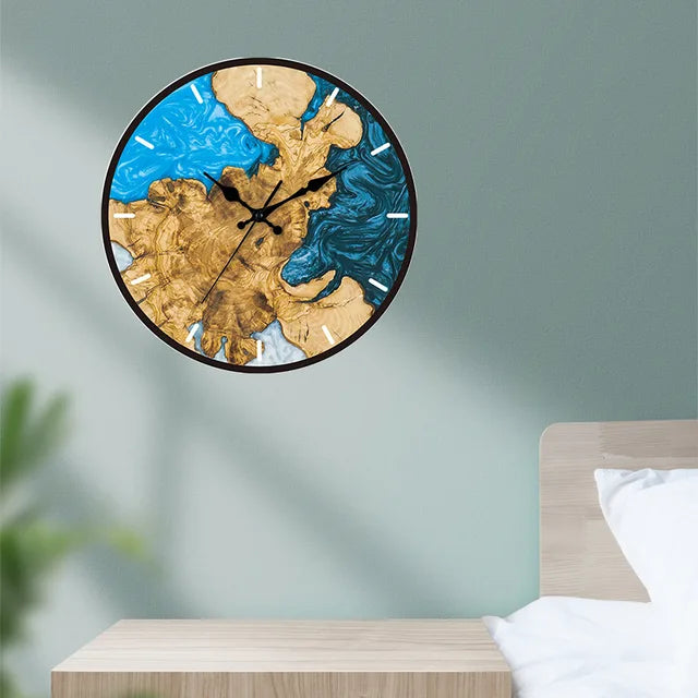 BowLift | GlasTime – Transparent Wall Clock with Silent Movement and Modern Design